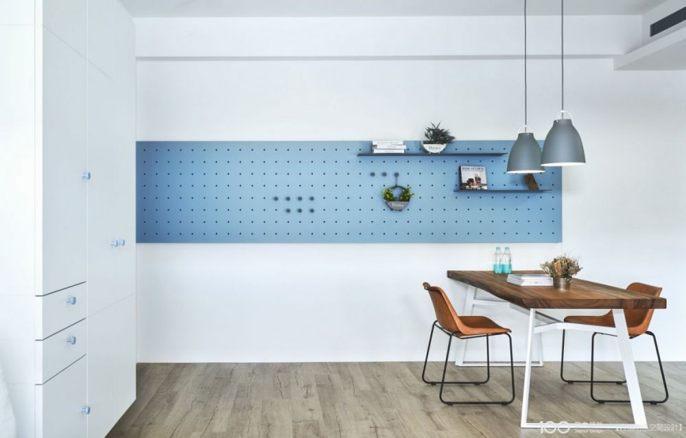 方構制作空間設計公司藍色洞洞板牆面設計案例