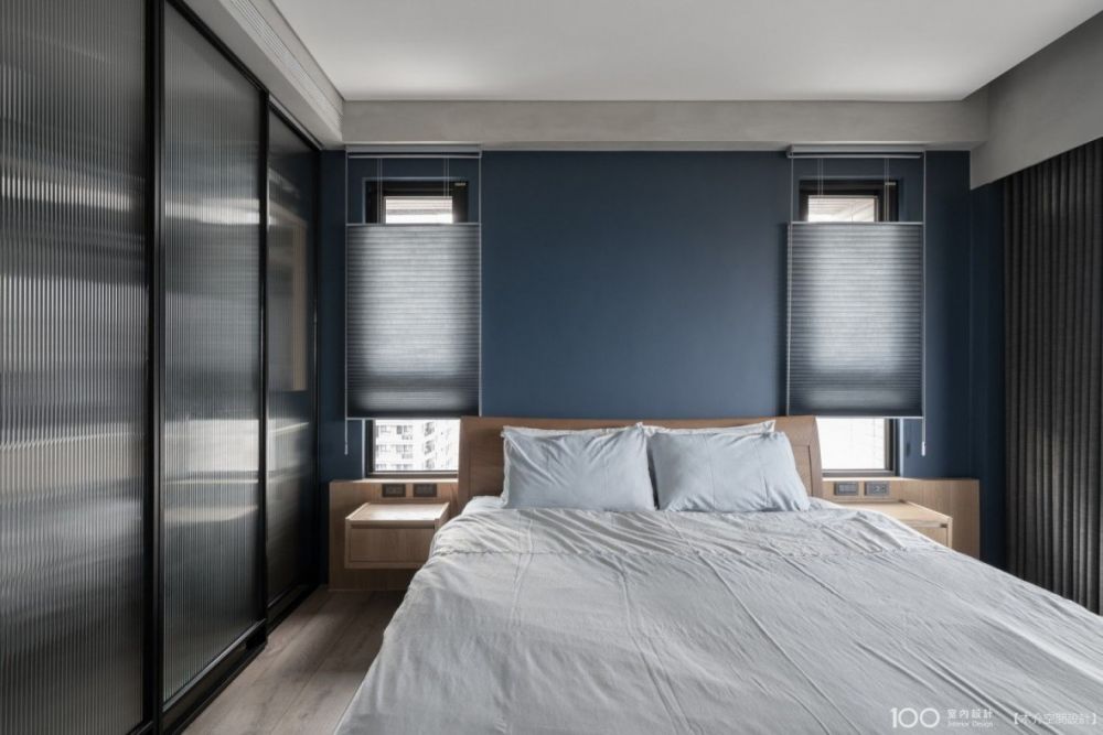 莫蘭迪霧藍色臥室設計