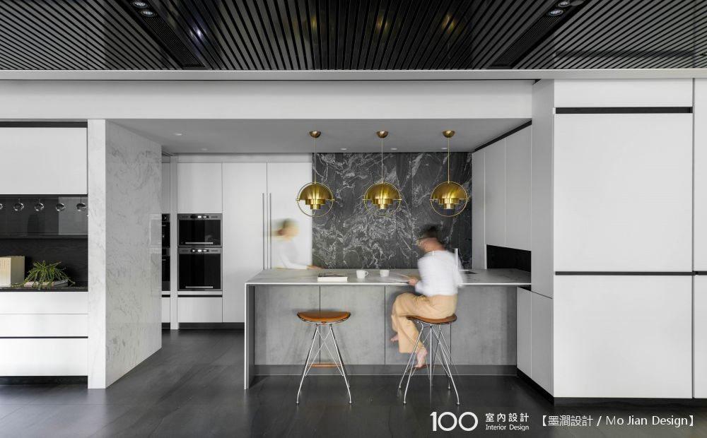 想創造微奢高級感?那就快往家裡「貼金」