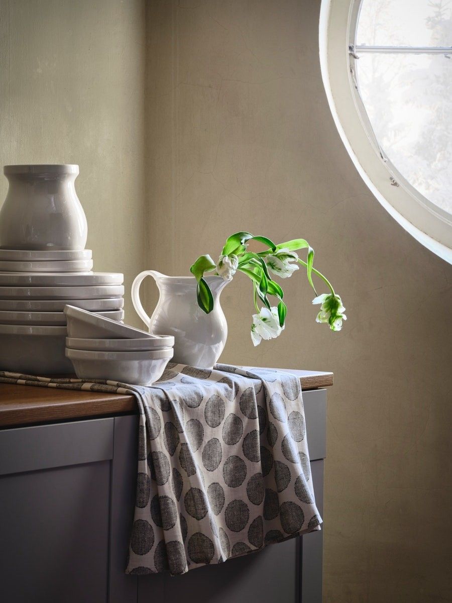 圖三：碗、水壺、花瓶設計靈感源自於北歐傳統工藝，帶有圓潤的線條設計、細膩的紋理。.jpg