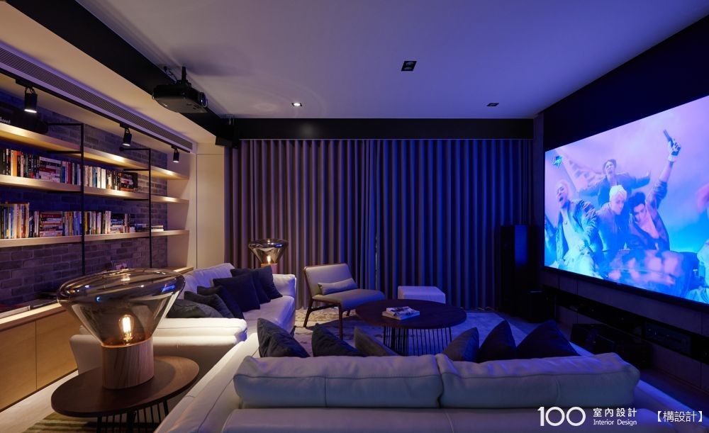 視聽室功能大擴充,讓小空間也能有斜摃運用