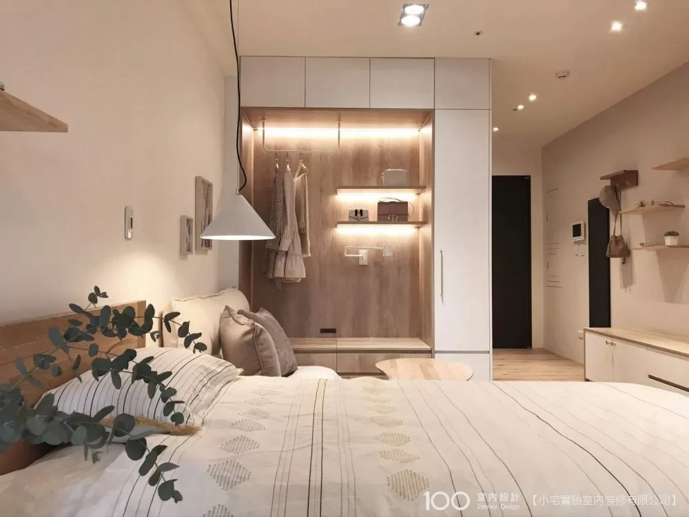 10坪小宅有陽台超chill Youtuber愛莉莎莎開箱人生中的第