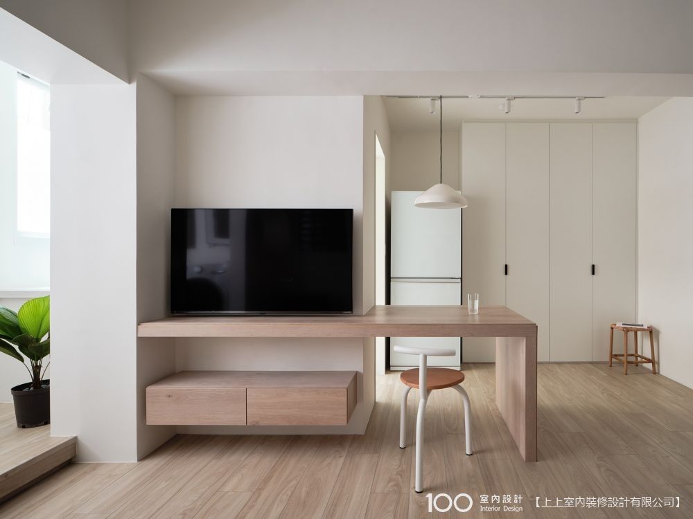 客廳電視牆/電視櫃「這樣做」，竟炸出更多收納、更活用？！