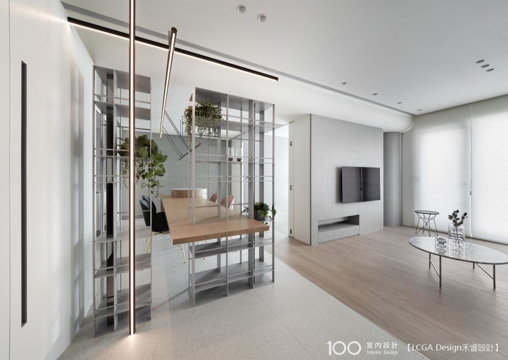 多功能展示櫃這樣設計,收納、隔間都兼顧!