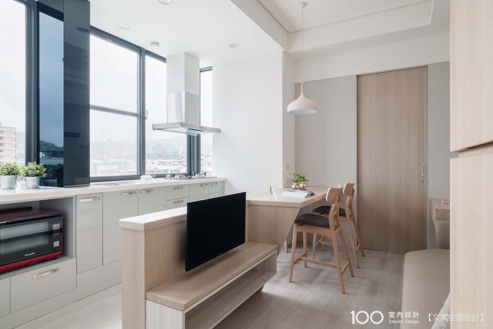 小客廳電視櫃怎麼做?這樣裝潢好看、好型、好省空間