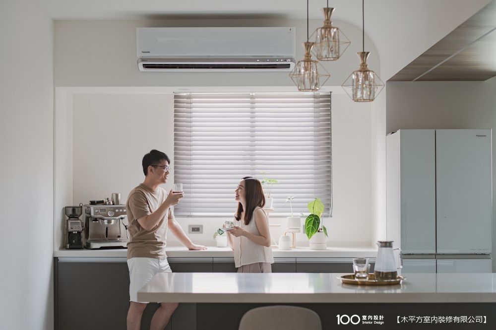 一字排開最有效率！平台式電器收納的解決方案