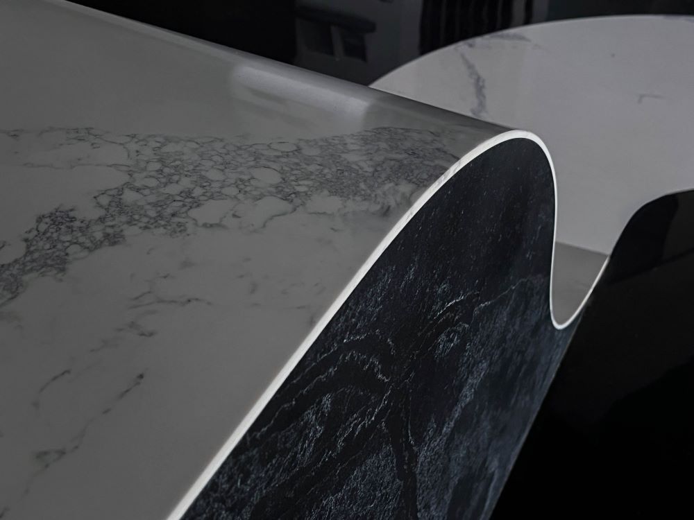 ▲山恩熱彎技術（攝於台北南港展間_櫃檯_）