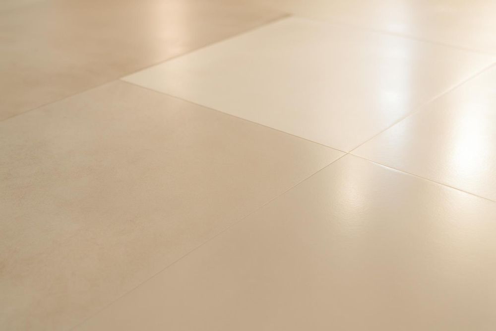 無縫地板不選這款裝潢就後悔?2025耐用、保養、價差一次搞懂