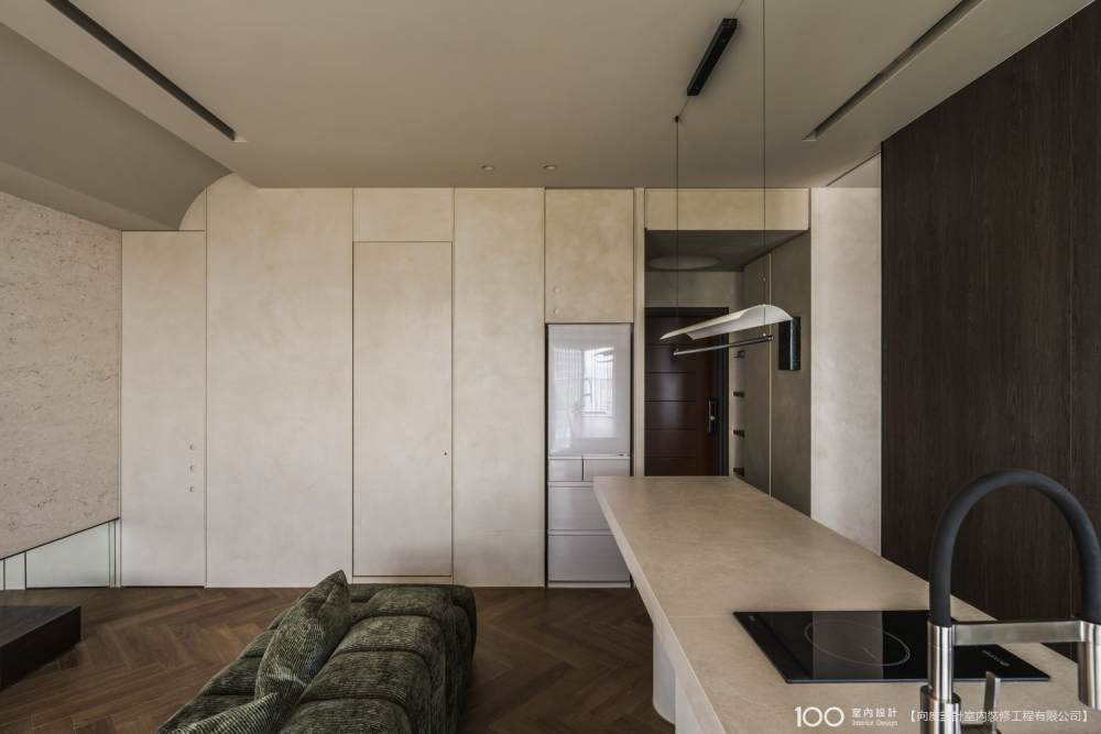 中島吧台設計懶人包！尺寸高度、動線規劃、吧台椅挑選一次懂，打造夢幻餐廚空間