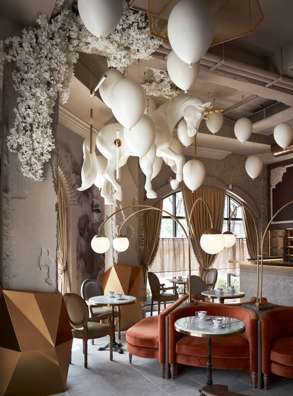 名坂奇洋菓子店