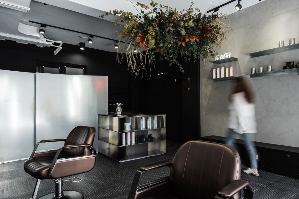 H'AIR PORT SALON