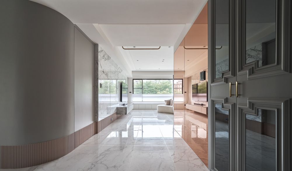 午後的銀白雪境