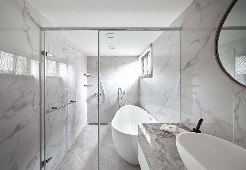 午後的銀白雪境