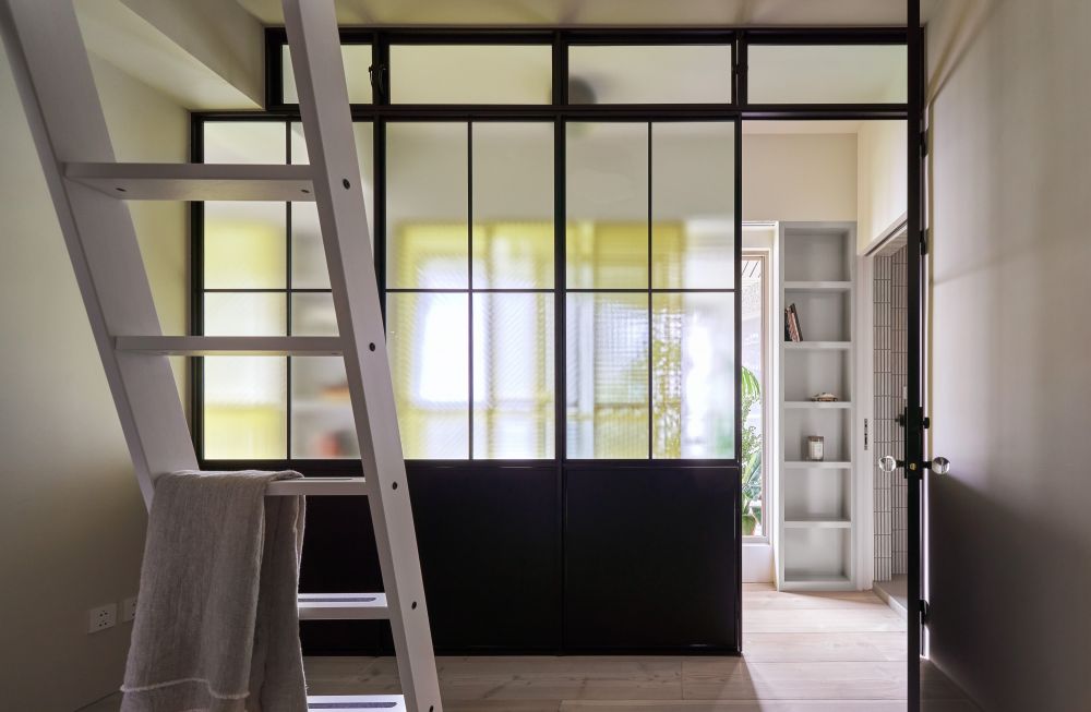 Louver Flat 羅浮寓