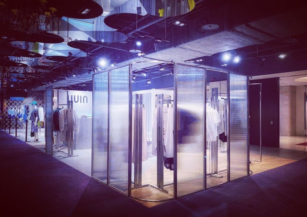 UUIN Room001_