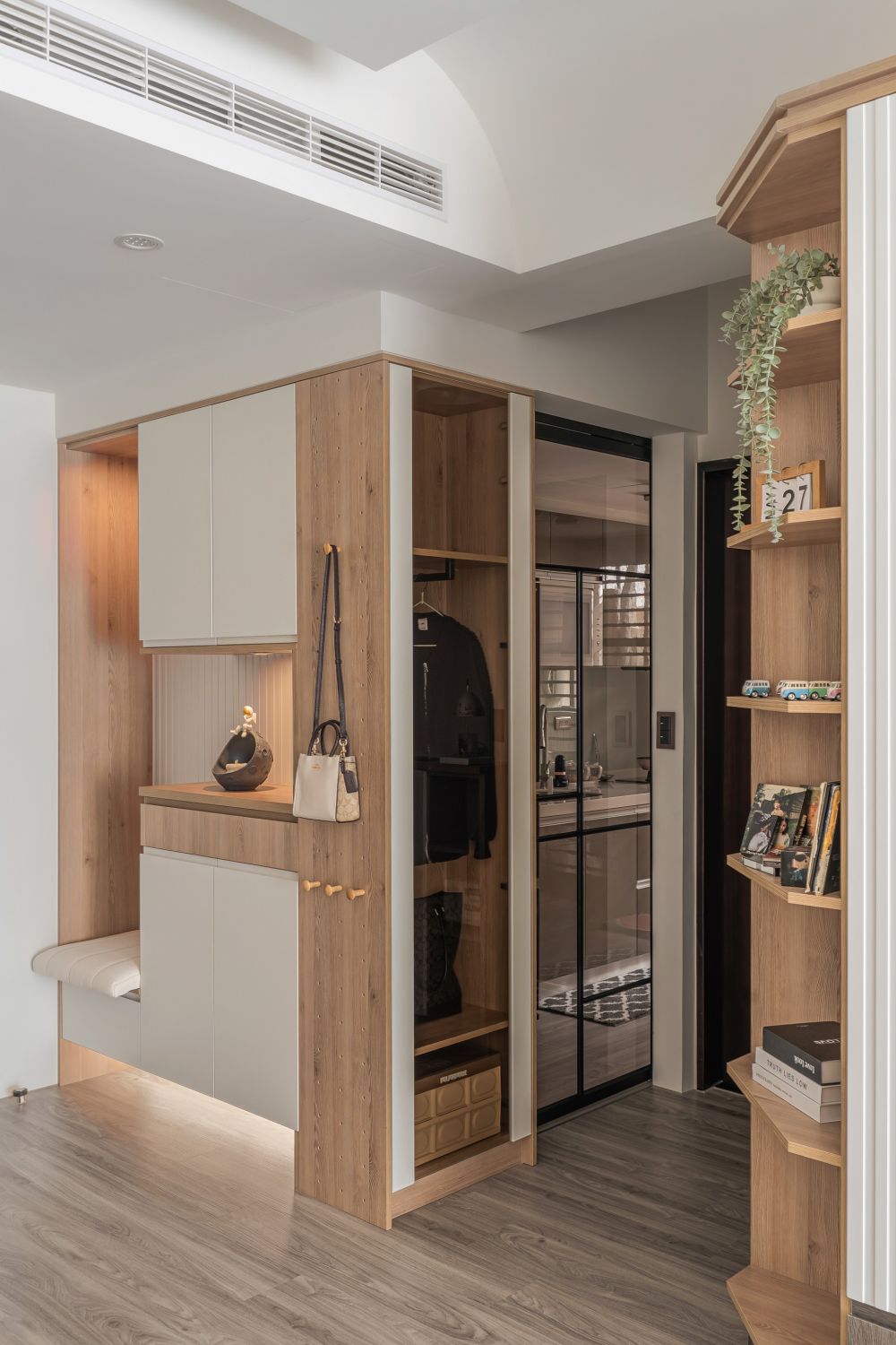 以豐富層次疊遞多元混搭風