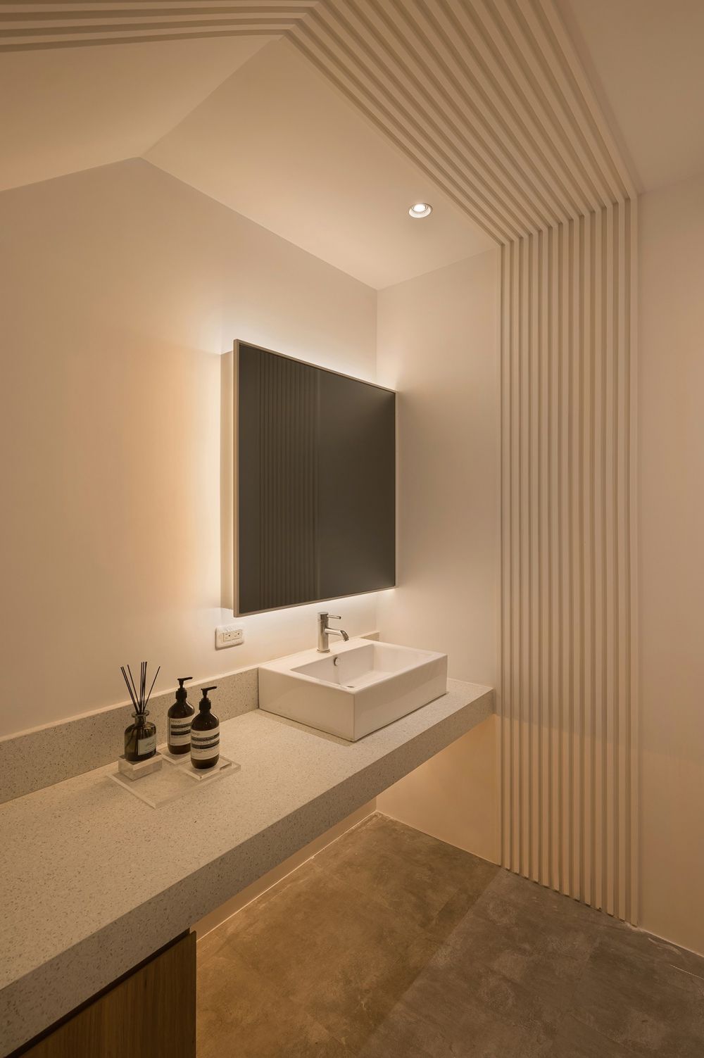 【凡 ‧ 華】接待中心