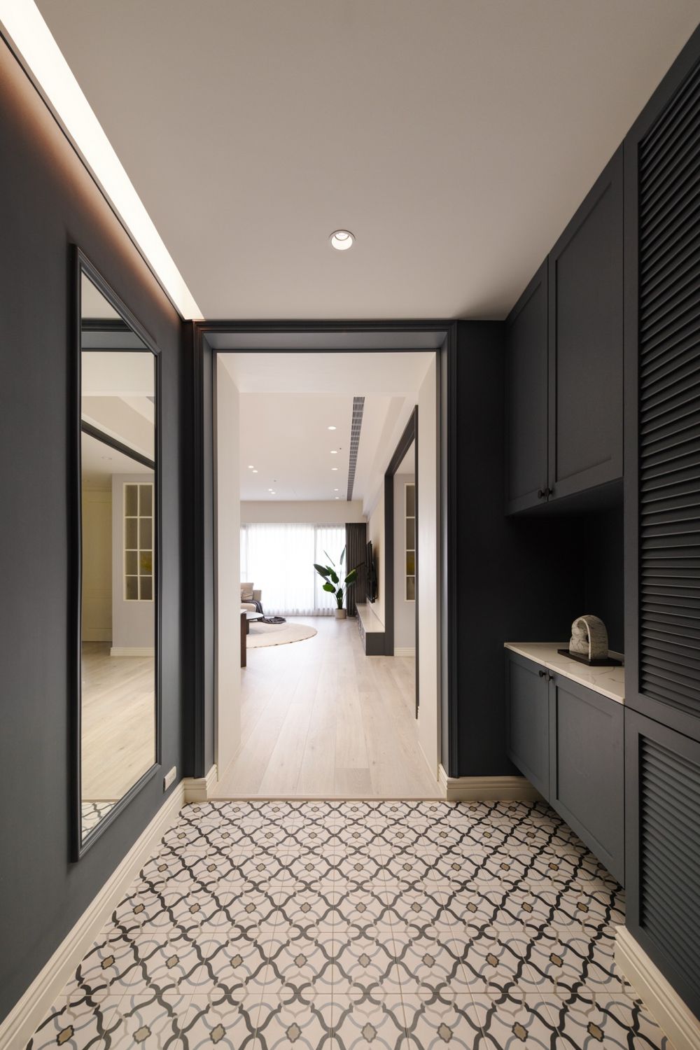 百立皇冠｜高雄H宅