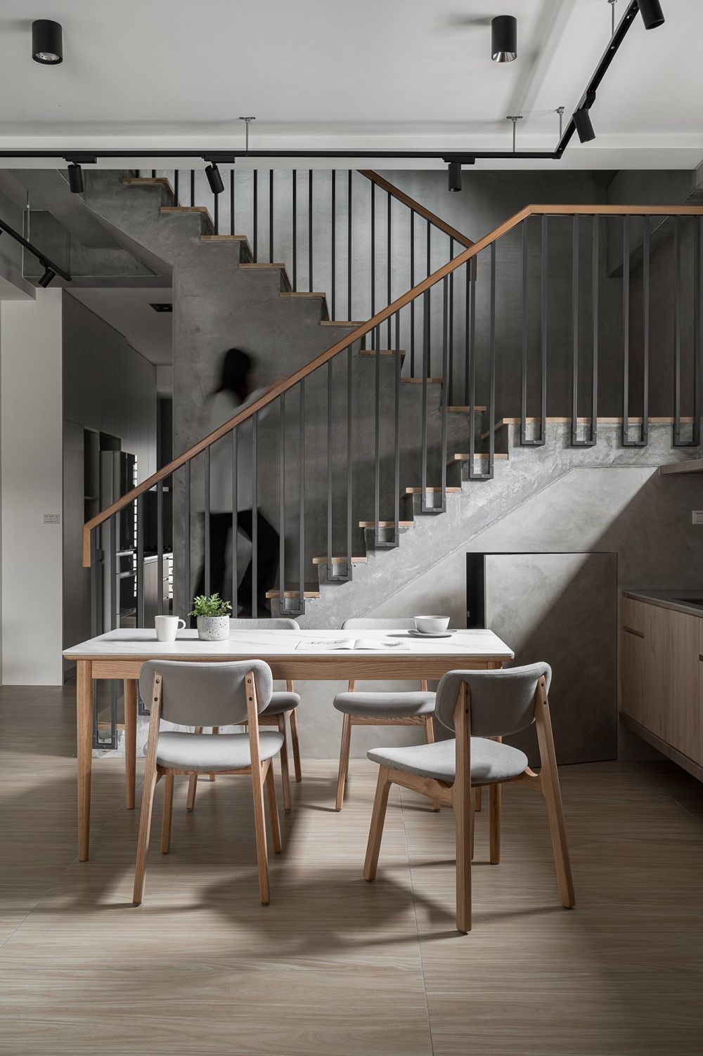 現代工業風_將夢想化為真實樣貌的透天美宅