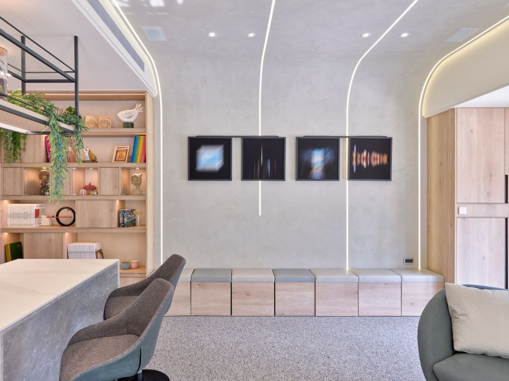 起始 | 商業空間 北歐混搭風 木質 灰色 輕鬆上班的空間
