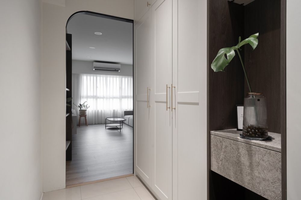 17坪極簡清新中古宅