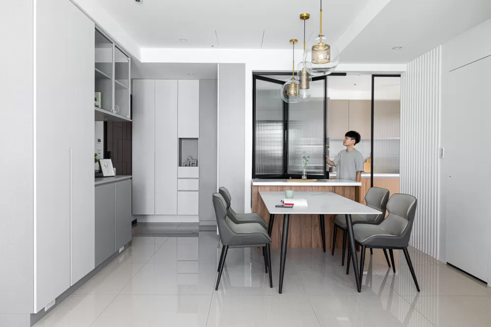 皙染 現代風 新成屋