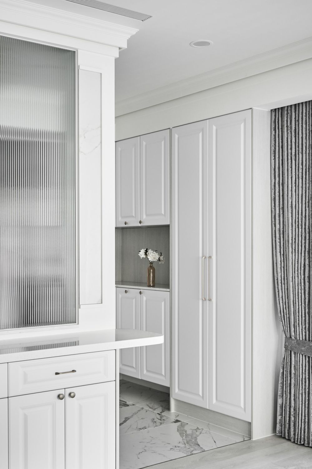 典雅・柔暄・輝映 新古典 新成屋