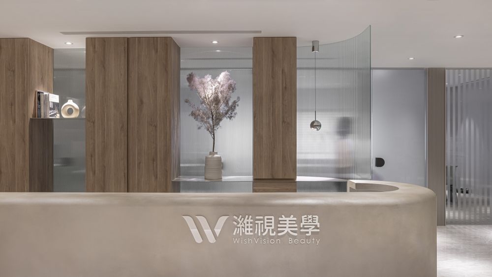 ⁣⁣[ 邂逅 • Encounter ]⁣⁣⁣⁣⁣