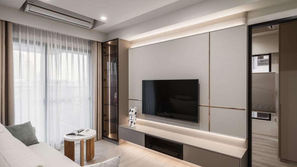 美術白天鵝｜構築輕奶茶