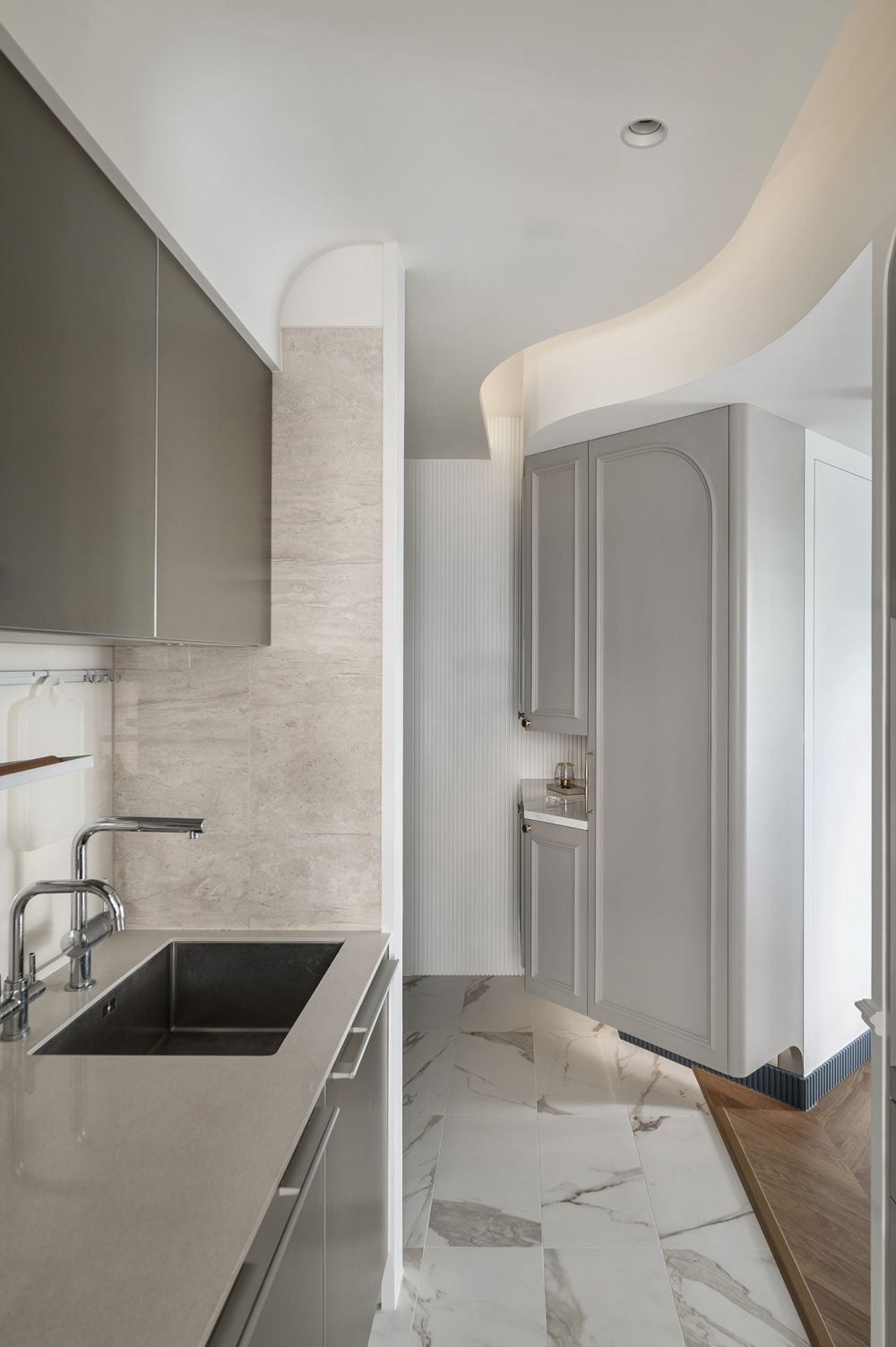 密隱藍調 Hidden in Indigo.