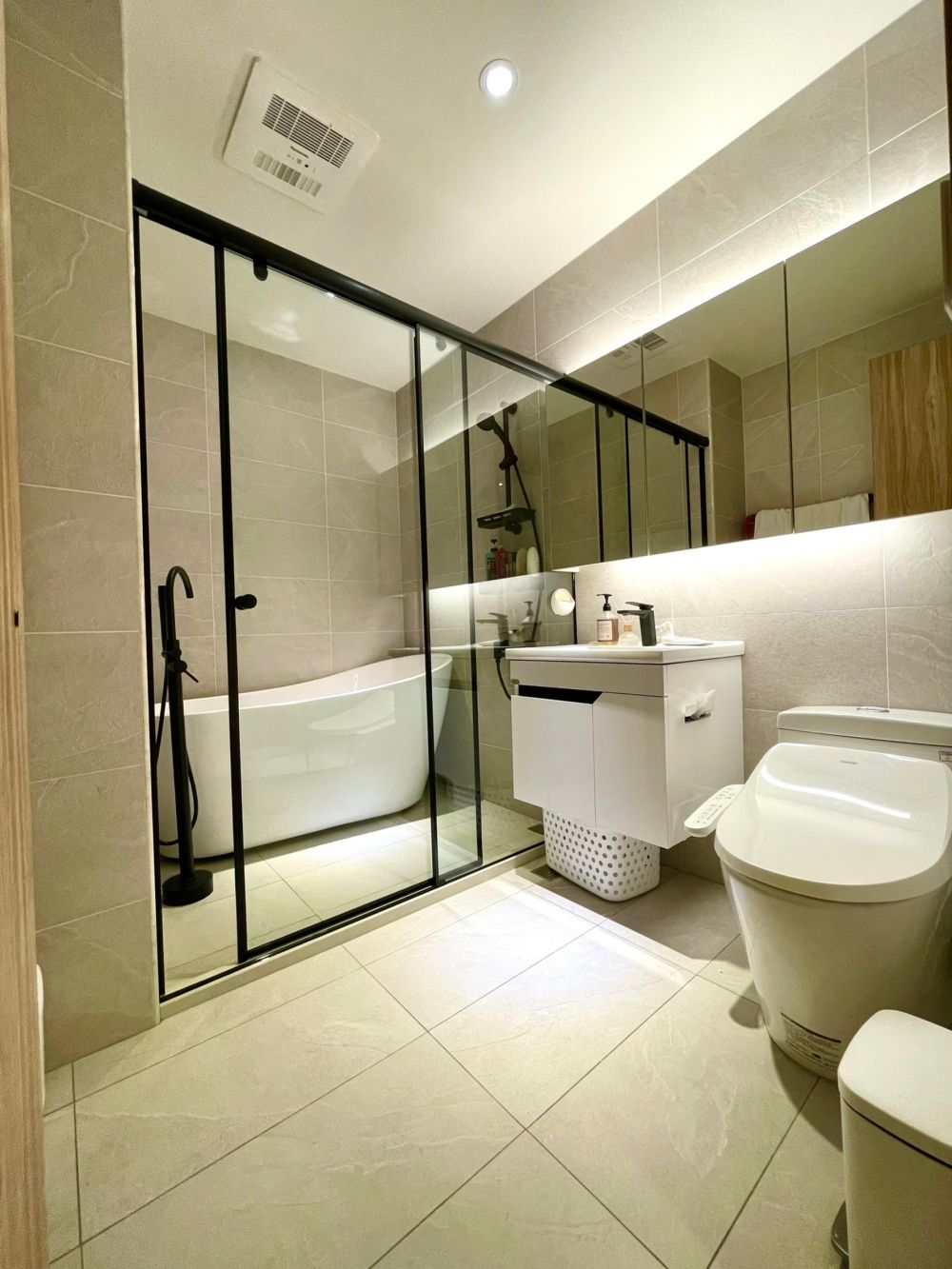 奶茶極簡無印風