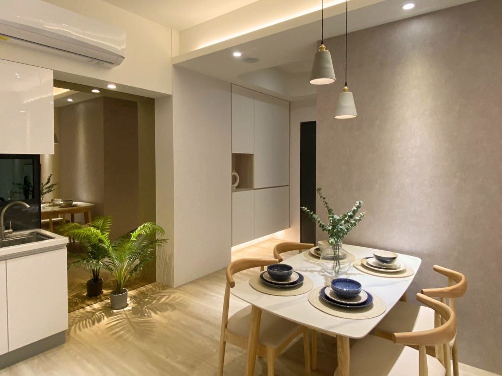 天闊。樸素優雅