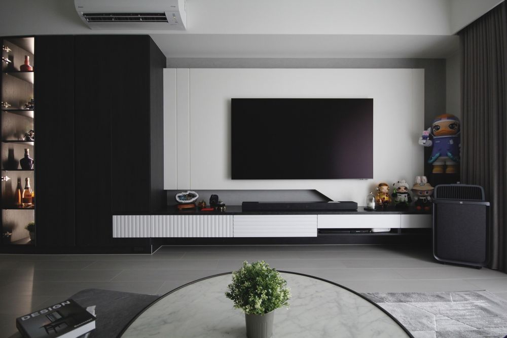 黑白灰交織的沉靜與舒適