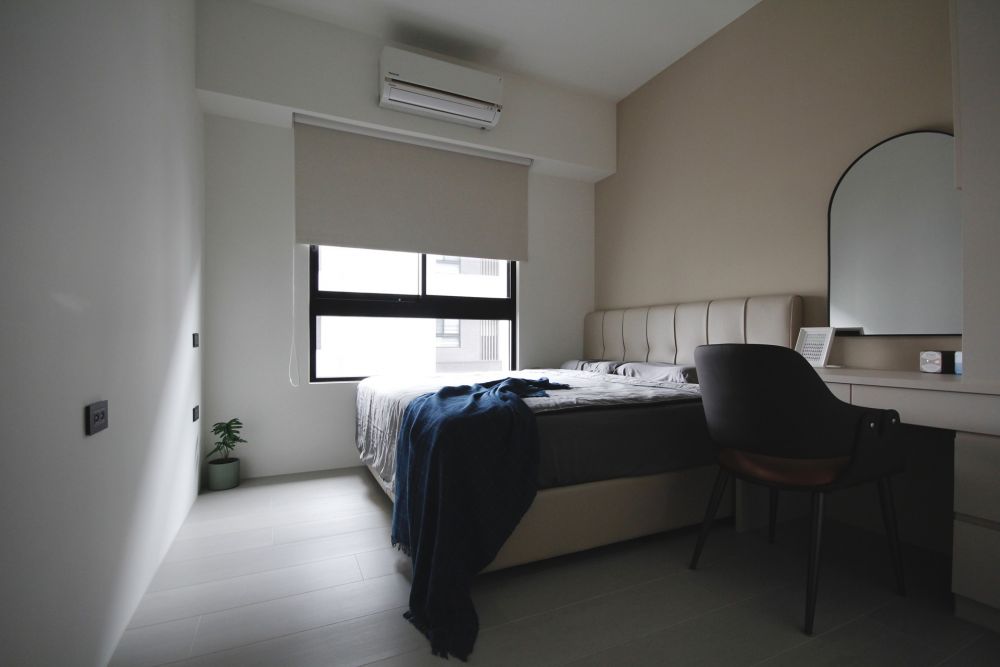 黑白灰交織的沉靜與舒適