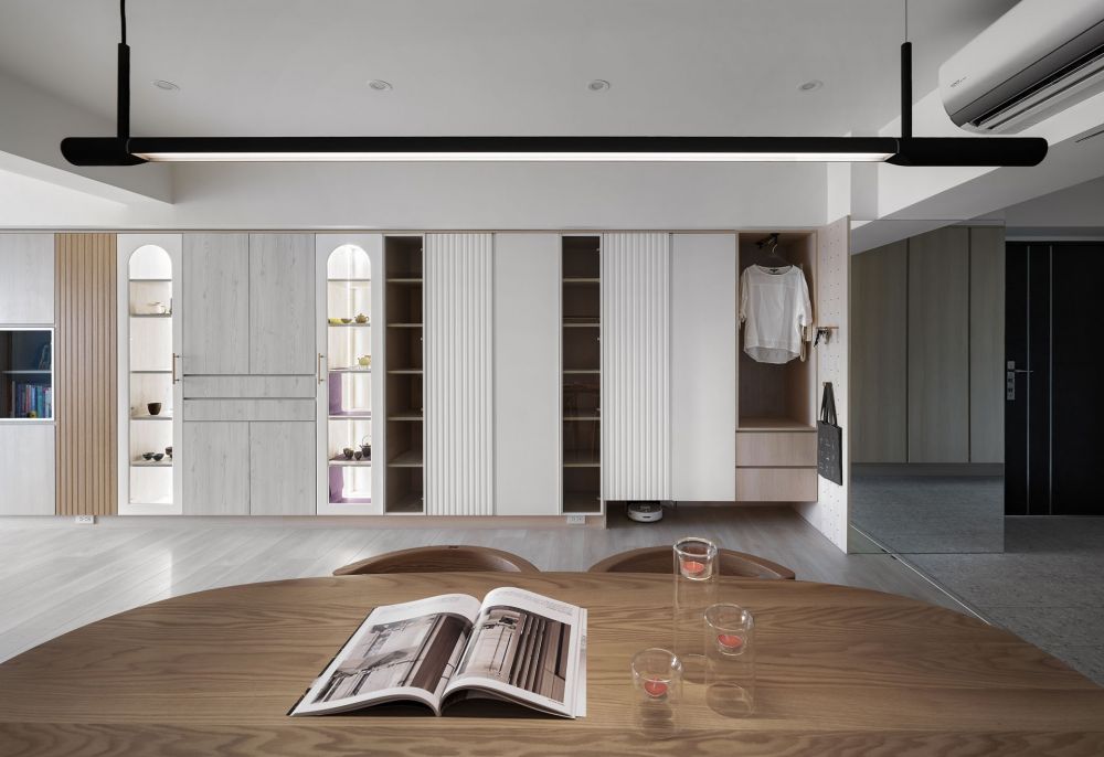 時光的蛻變：北歐風格與俐落線條共築現代簡約家