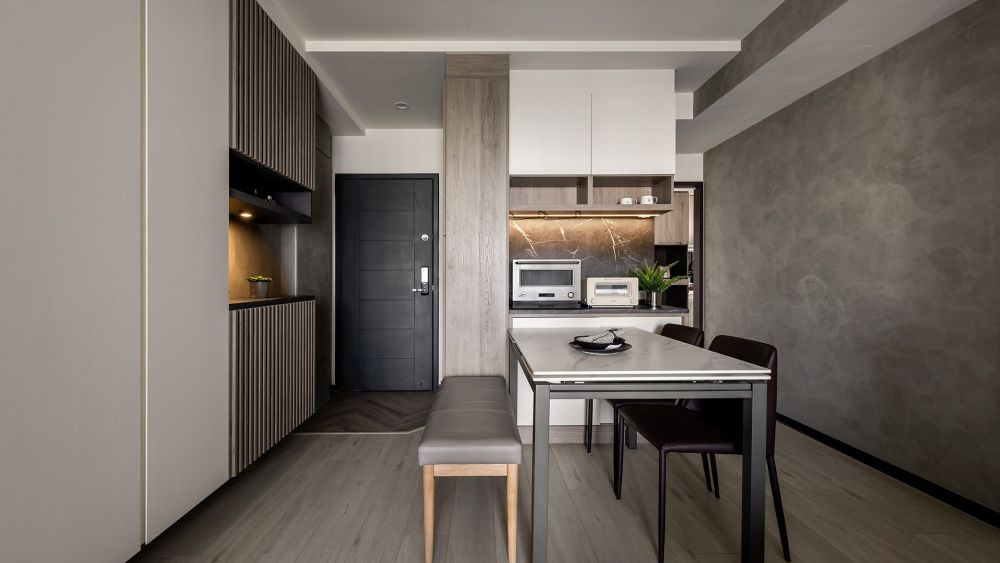 深邃與溫光之間