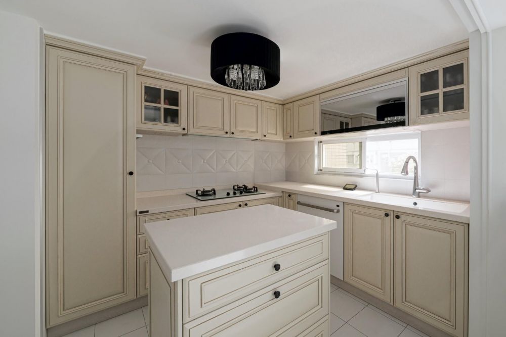 溫馨蛻變：4米老屋的古典新詩篇