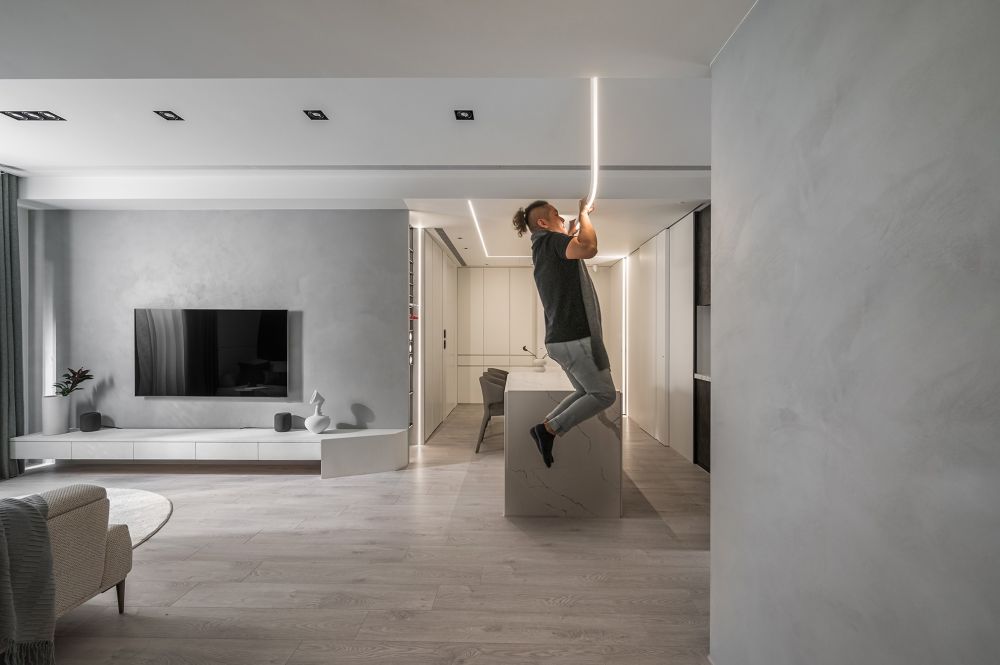 House W
