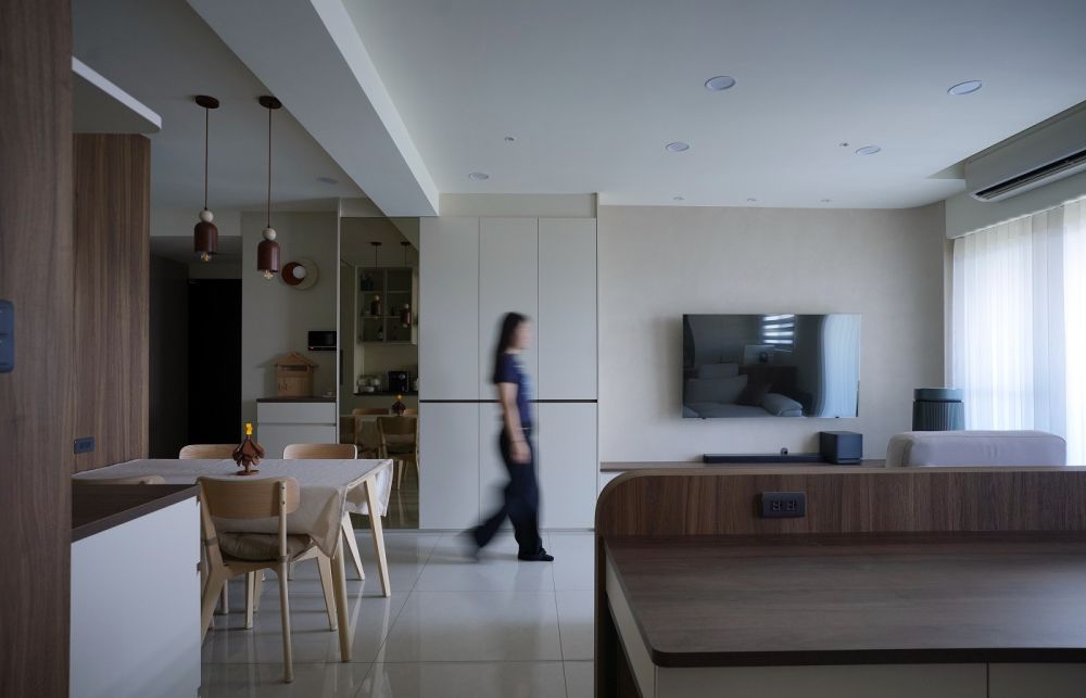 奶油胡桃木溫馨宅