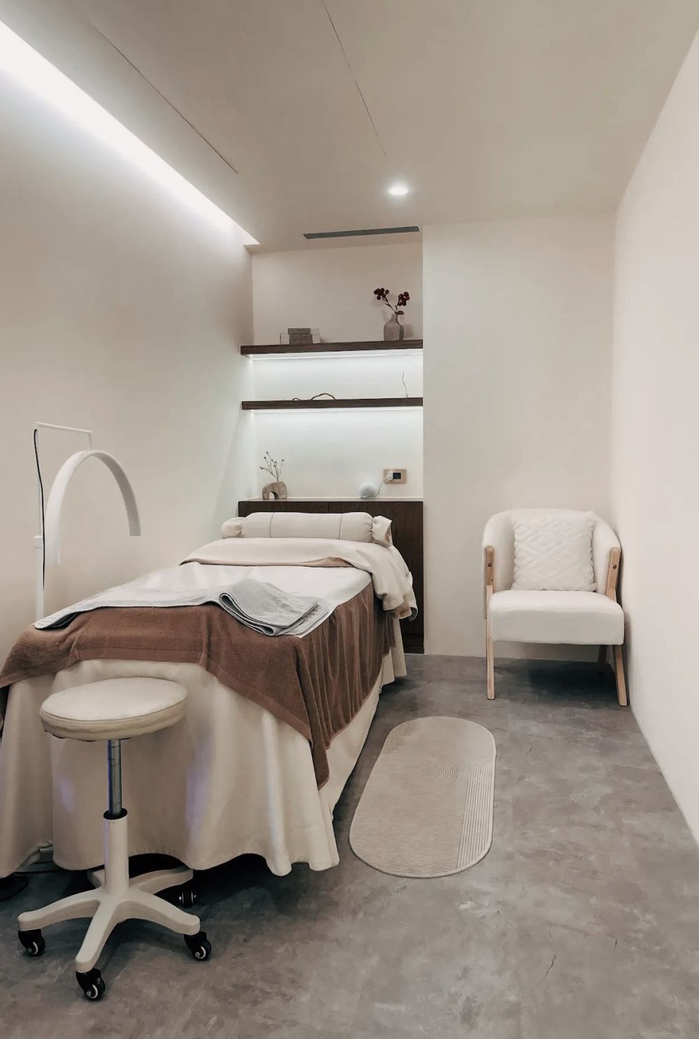 仛寂.專業肌膚管理中心