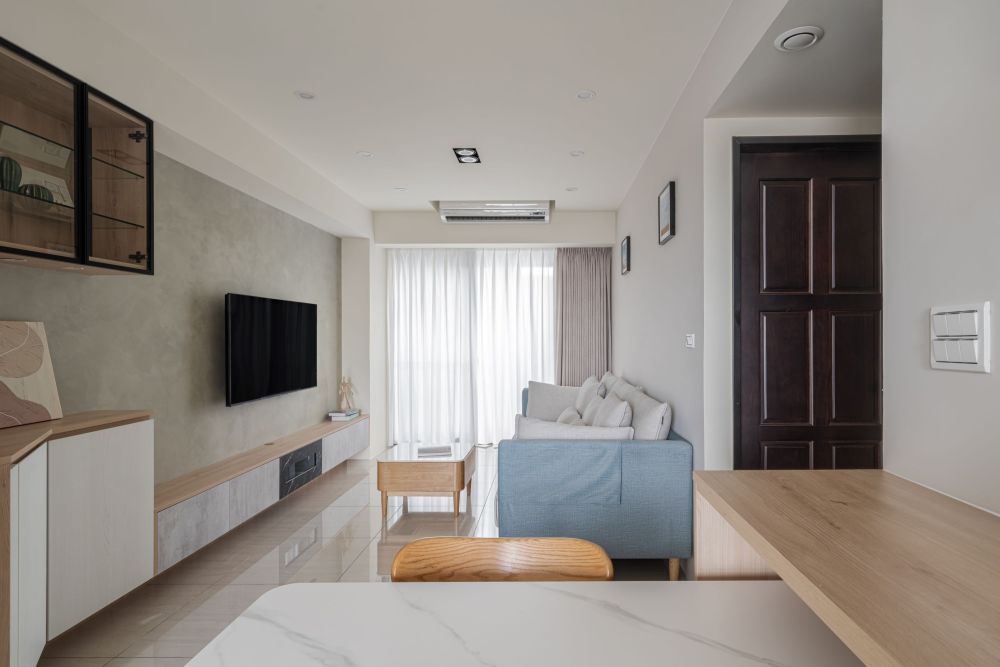 L-House