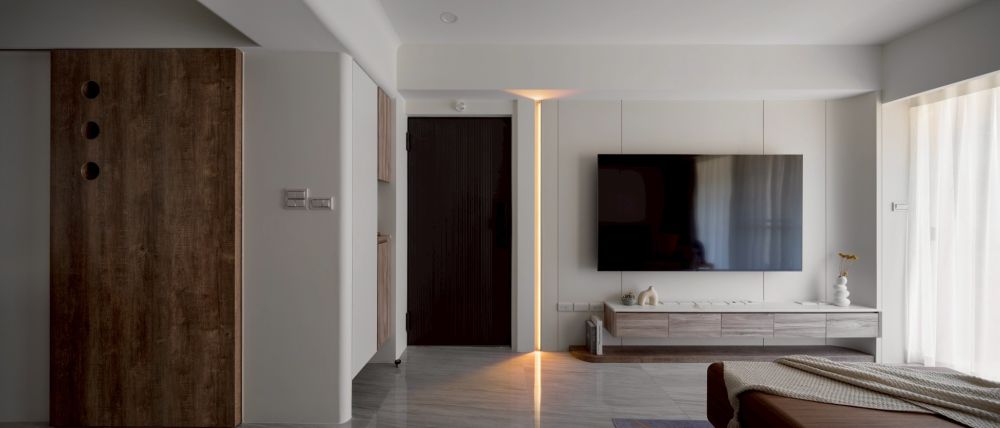 靜映・素序・恰居