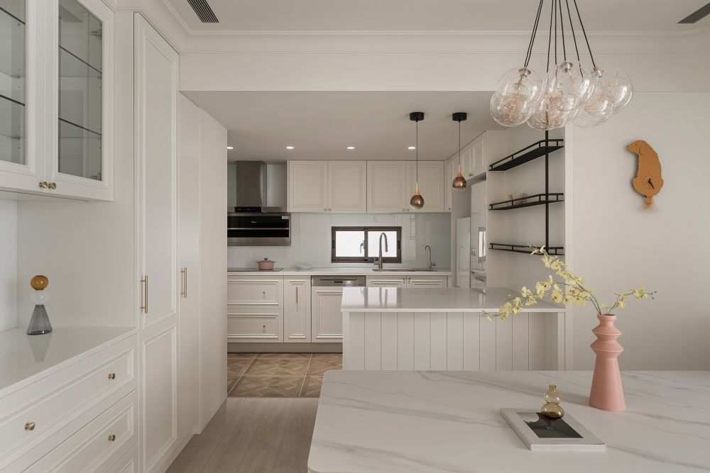 白居 • 浪境戀曲