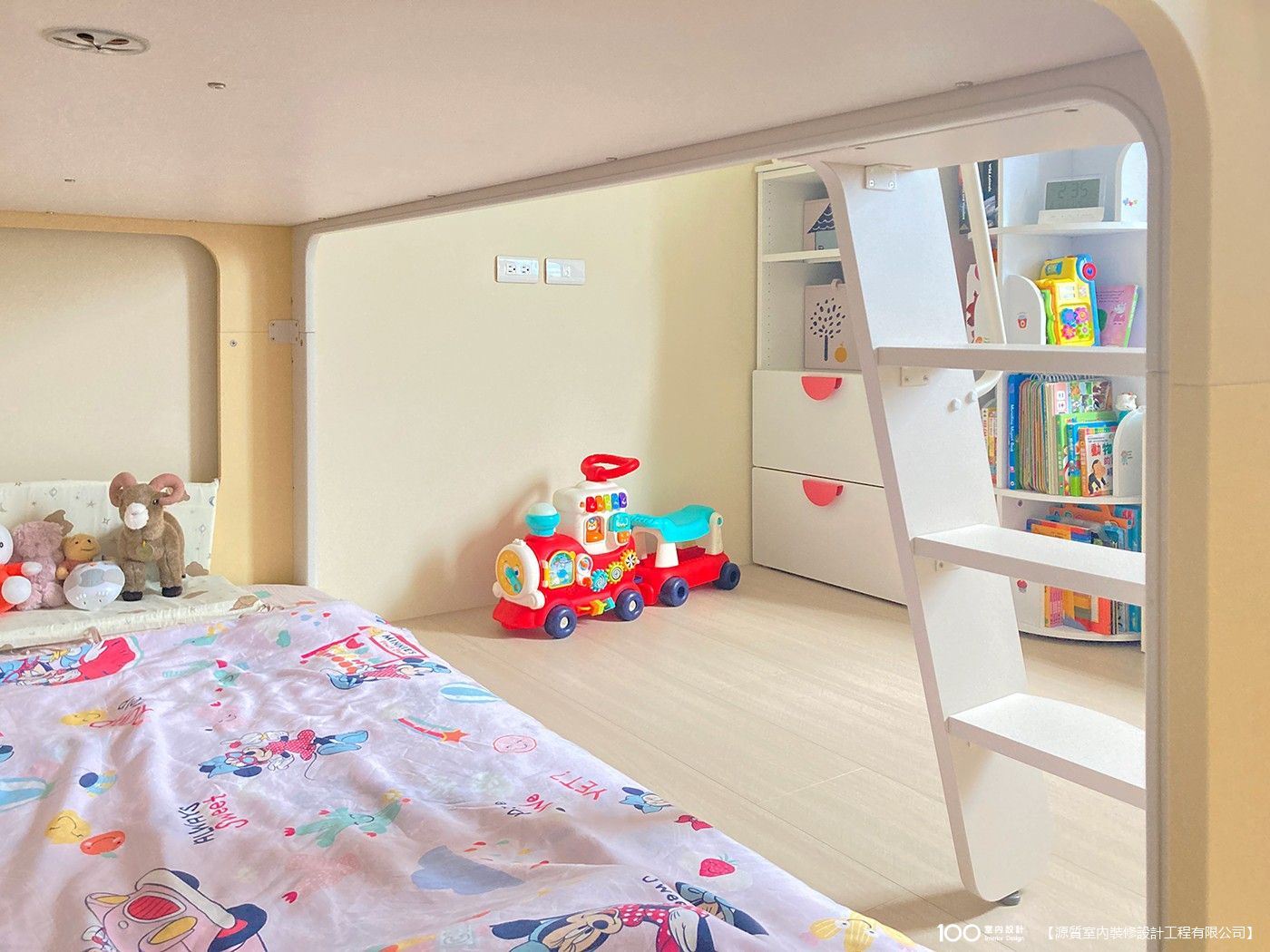 兒童房