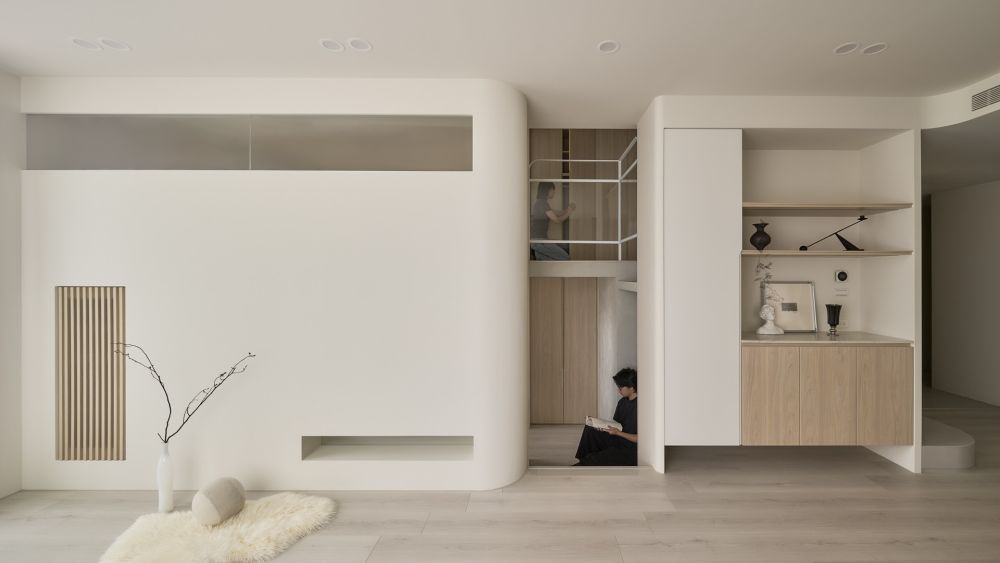 No.3|原木與柔白灰泥共築的日系複層宅