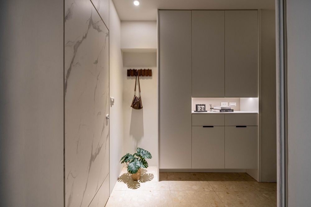 觀山觀海。韶光