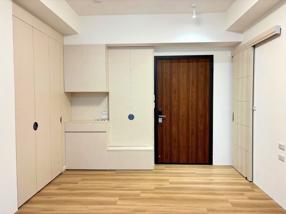 台南安定32泊展弘新成屋裝潢