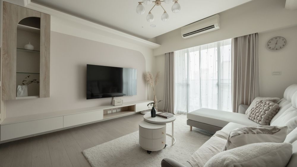 專屬兩人的北歐慢生活！奶油色搭配木質，23坪的家療癒又溫馨