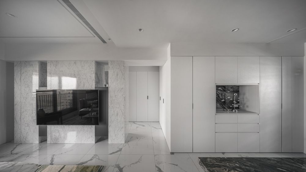 re-life | W house