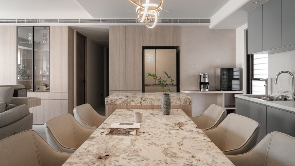 低調奢華風之家｜台北毛胚屋翻新，住進日常的高級飯店！